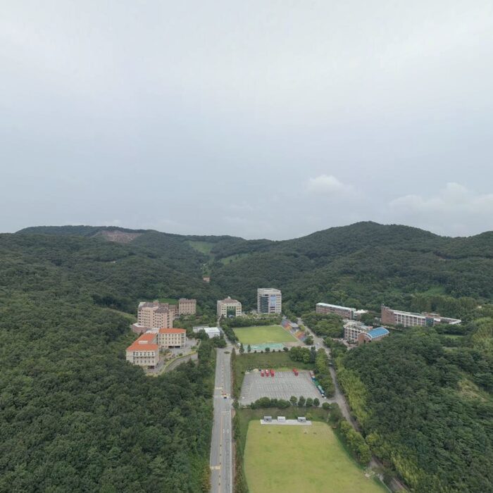 한국영상대학교 입구